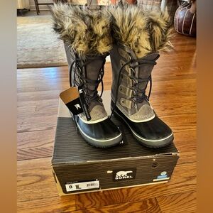 NIB Sorel Joan of Arc Winter Boots - waterproof